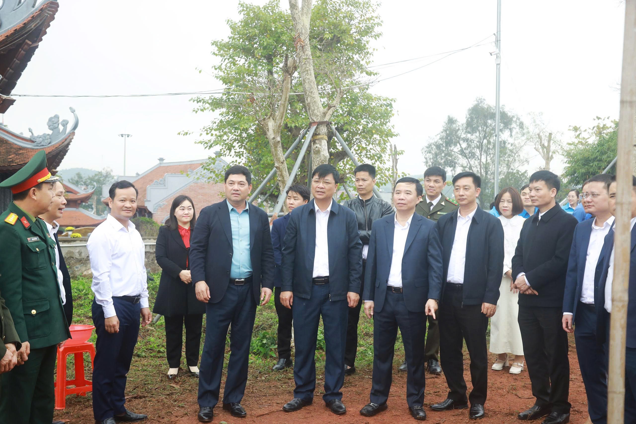 Bí thư Tỉnh ủy dự lễ phát động Tết trồng cây tại xã Yên Thế.mp4
