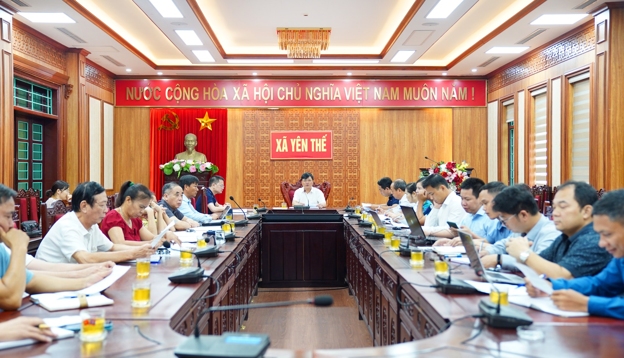 Triển khai thực hiện dự án Chỉnh trang vỉa hè khu trung tâm xã Yên Thế.mp4