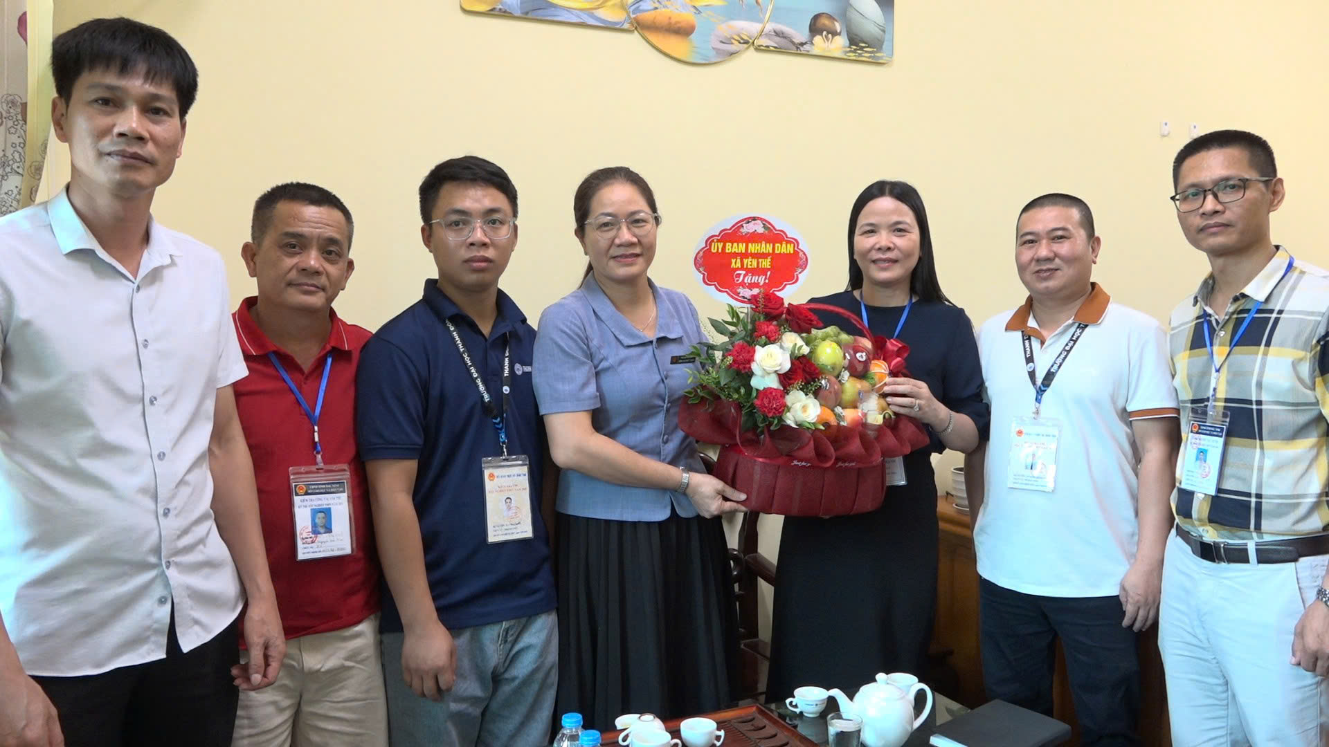 Lãnh đạo xã Yên Thế động viên Hội đồng coi thi Kỳ thi tốt nghiệp THPT năm 2026 tại điểm thi Trường THPT Yên Thế